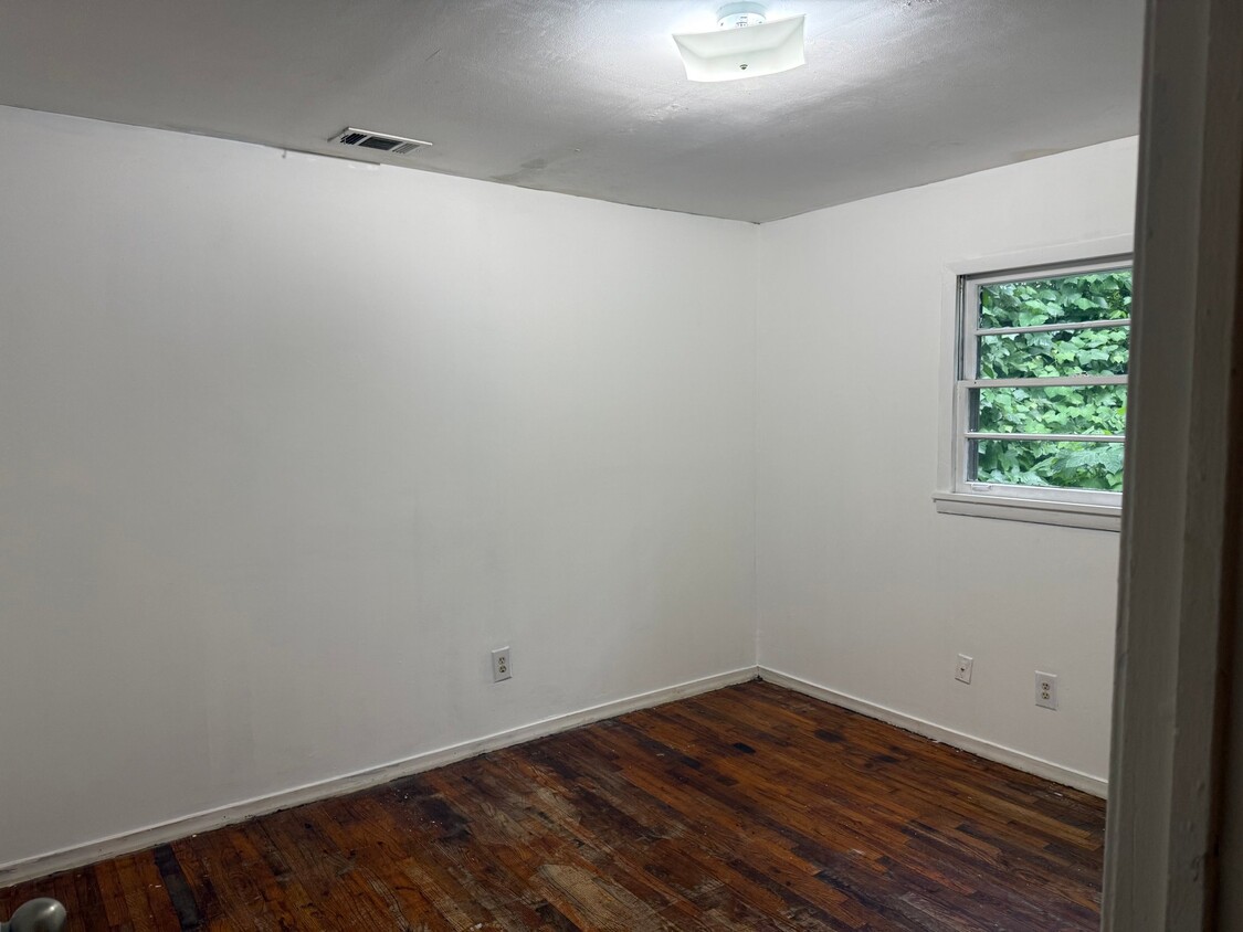 Photo - 80 Finch Dr SE (Atlanta, GA)
