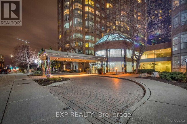 Building Photo - 335-2335 Webb Dr