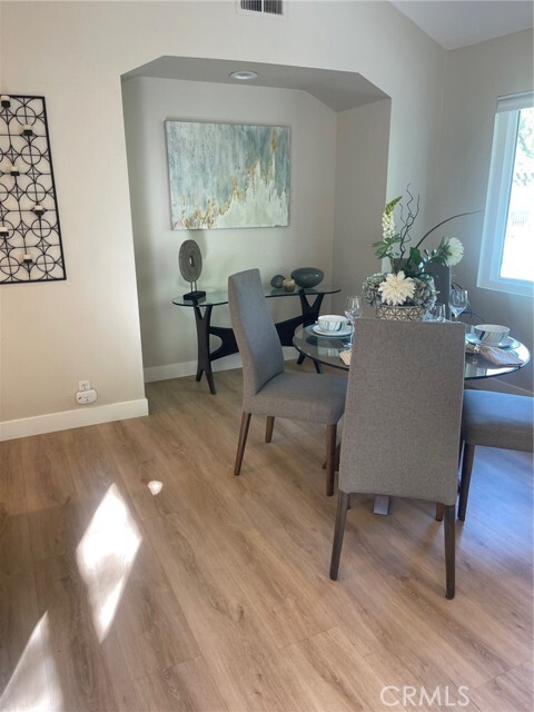 Building Photo - 87 Brisa Del Lago