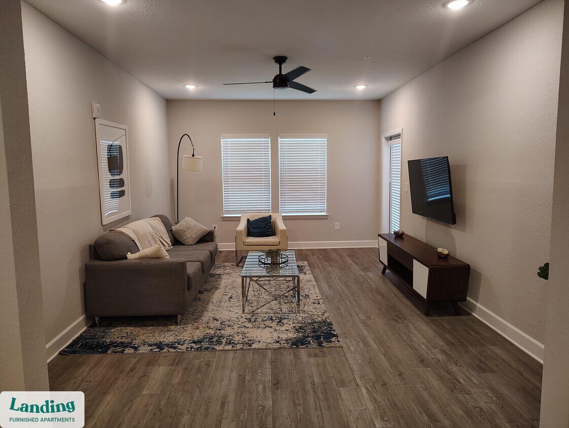 Foto principal - 120 NW 148th Terrace