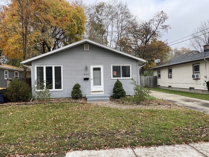 Primary Photo - NE Side Ranch Home on Carrier Creek Blvd 3...