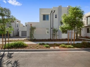 Building Photo - 117 Menkar