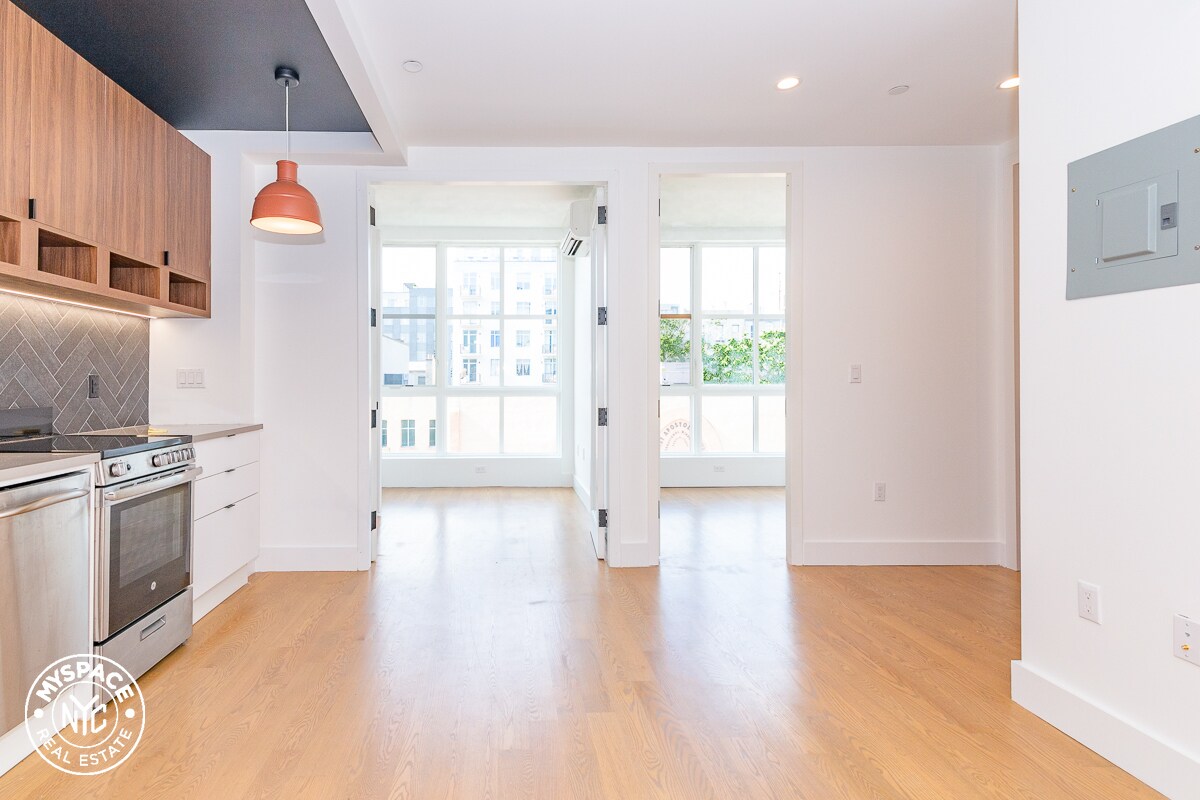 Foto principal - 824 Lexington Ave