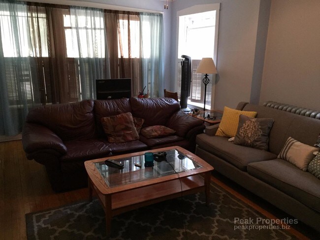 Foto del edificio - 543 W Arlington Pl