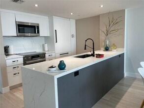 Building Photo - 50 Biscayne Blvd