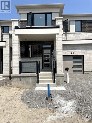 Building Photo - 28 Vinewood Cres