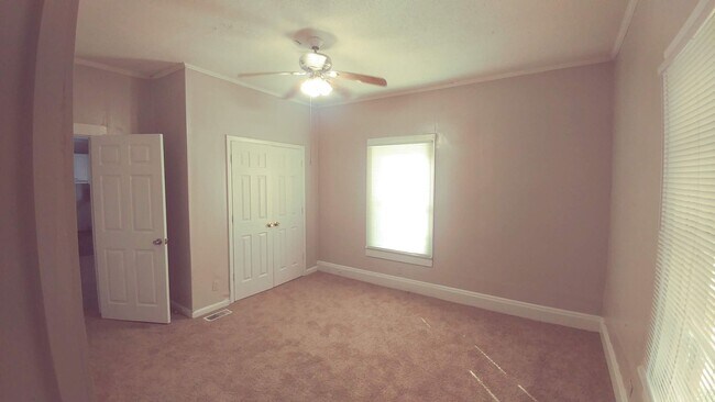 Building Photo - Cute Two Bedroom House in Cherryville for Rent!