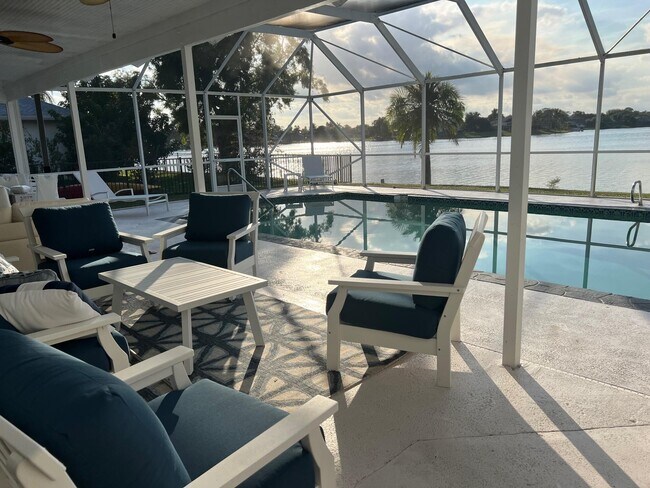 Building Photo - 1457 Sailboat Cir