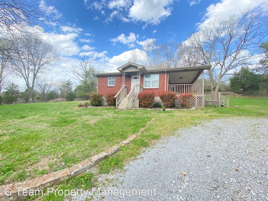 Primary Photo - 2 br, 1 bath House - 521 Chipman Rd