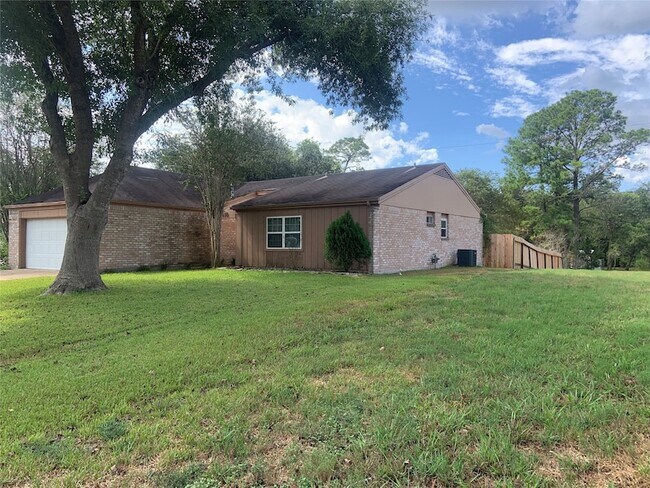 Foto del edificio - 16618 Oxnard Ln