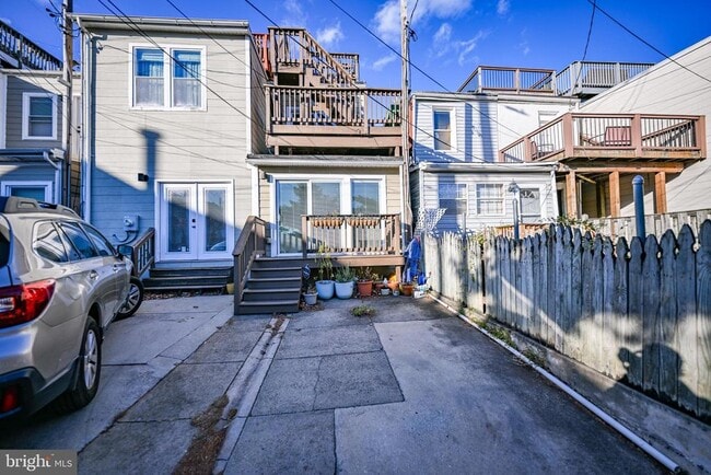 Building Photo - 3013 Elliott St