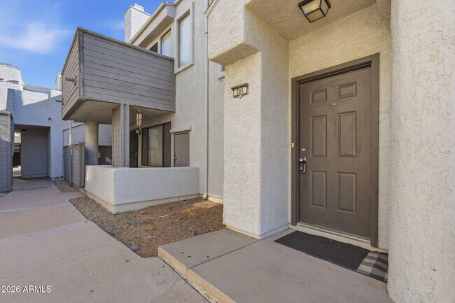 Building Photo - 9209 N 59th Ave