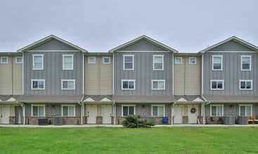 Building Photo - 21155 Gosling Rd