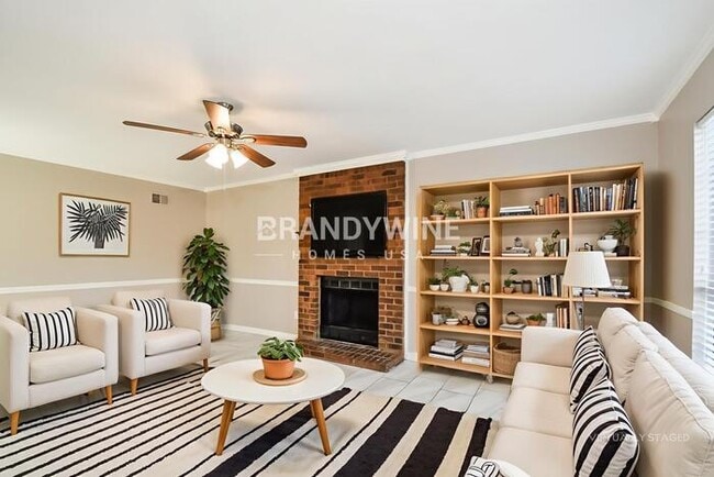 Foto del edificio - 7215 Grapevine Cove