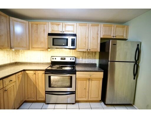 Foto del edificio - 95 Maple St