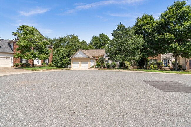 Building Photo - 7405 Tupelo Ln