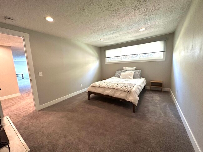 Photo - 5300 SW Dover Ln Apartments