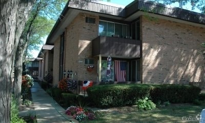Building Photo - Oklahoma Manor 58th