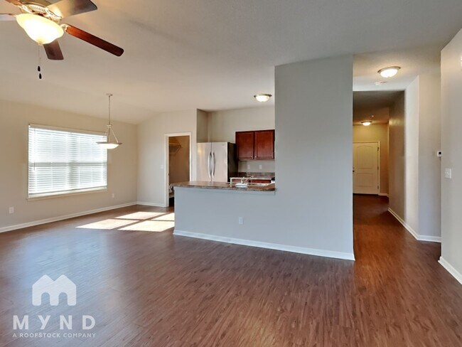 Foto del edificio - 31687 W 172nd St