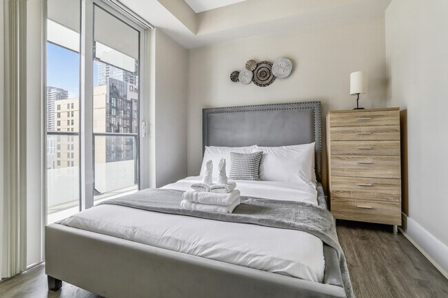 Photo du bâtiment - 315 Front St W