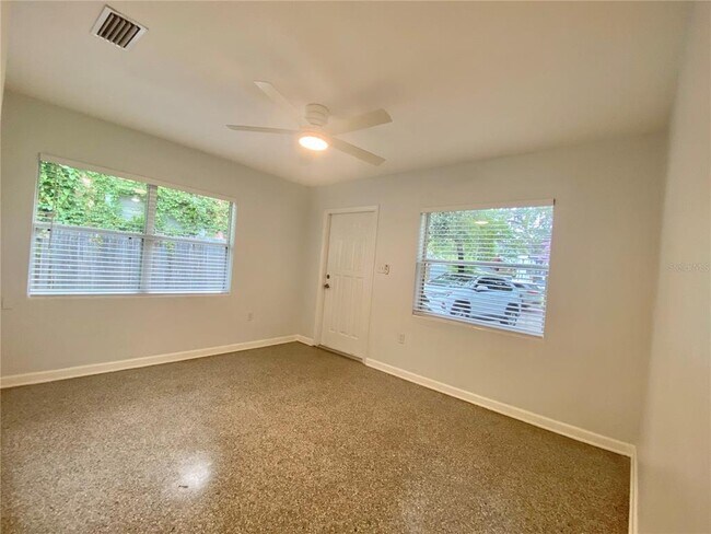 Foto del edificio - 1022 Delaney Park Dr