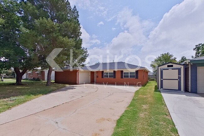Foto del edificio - 5129 Leland Dr