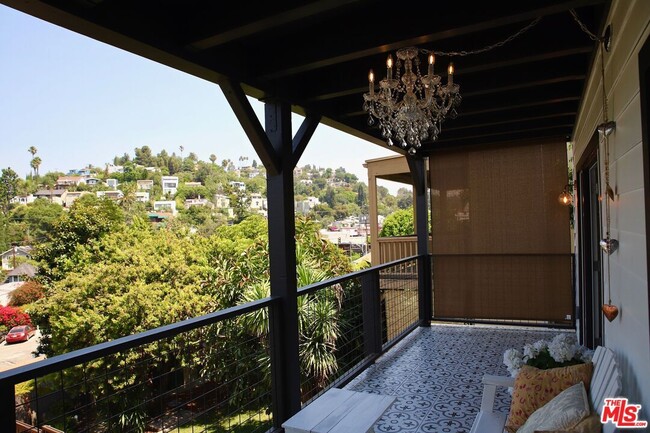 Building Photo - 1765 Griffith Park Blvd