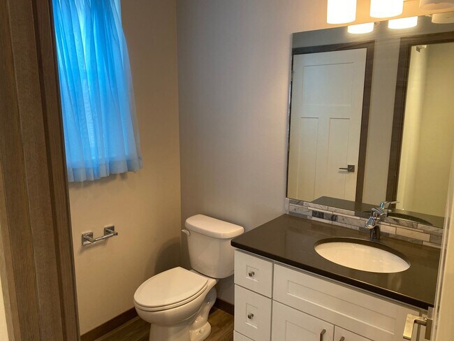 Foto del edificio - 1078 Oak Park Dr