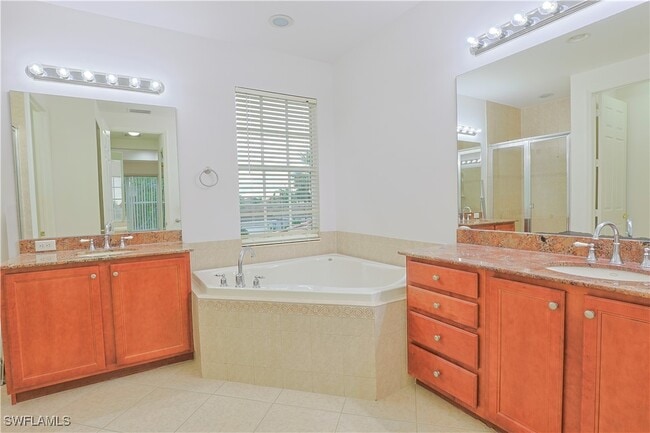 Building Photo - 10391 Carolina Willow Dr