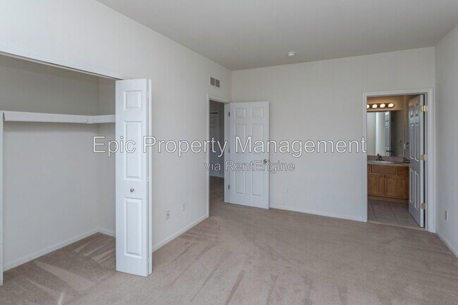 Foto del edificio - 45570 Evansway Dr