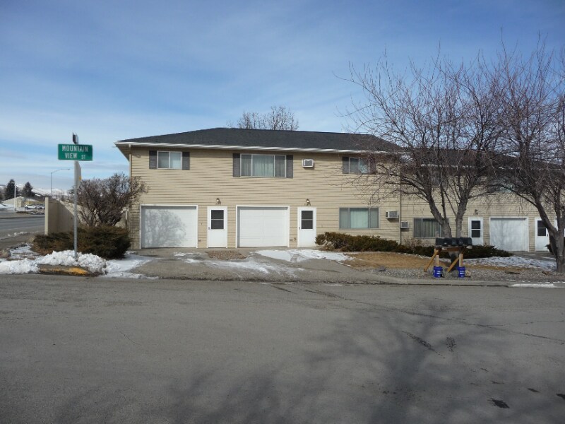 1303 Mountain View St, Helena, MT 59601 Townhome Rentals in Helena MT