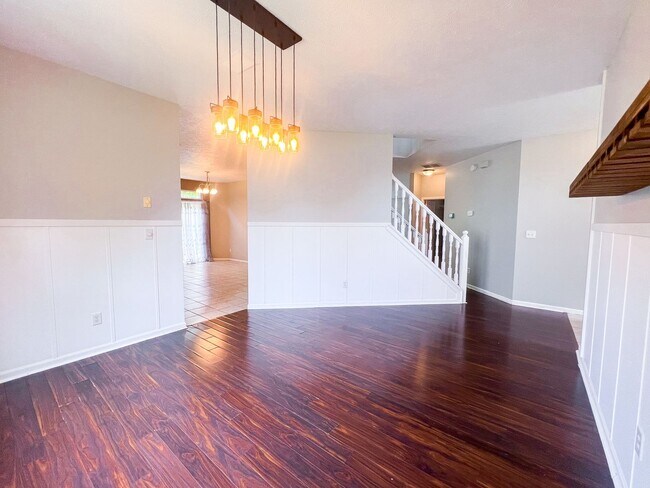 Foto del edificio - 10640 Northern Dancer Dr