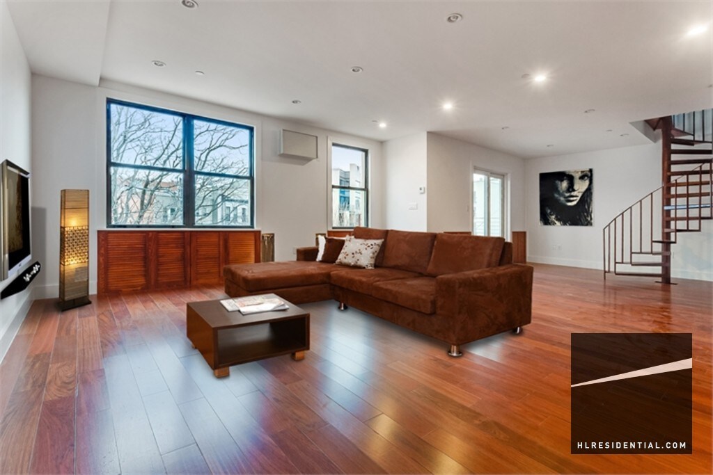 Foto principal - 14-31 28th Ave