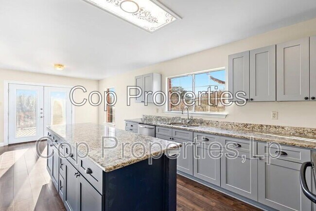 Building Photo - 18607 Redriver Trail