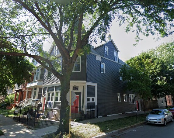 Building Photo - 1500 W Henderson St