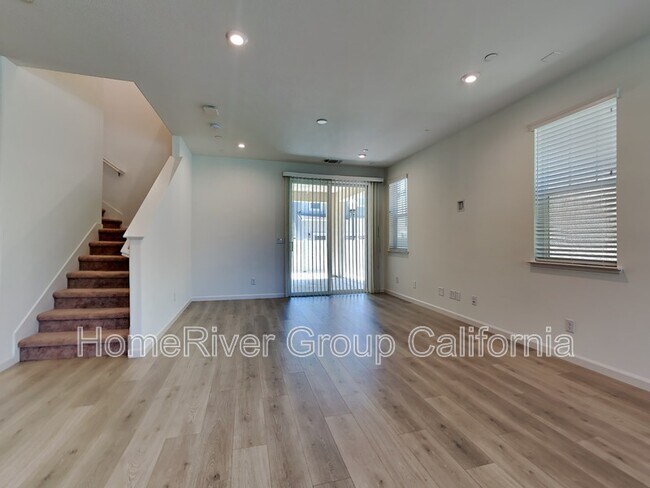 Foto del edificio - 1169 Knox Way