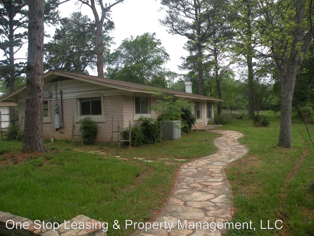 Primary Photo - 362 Southshore Rd