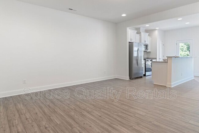 Building Photo - 4755 Lord Fogelman Way