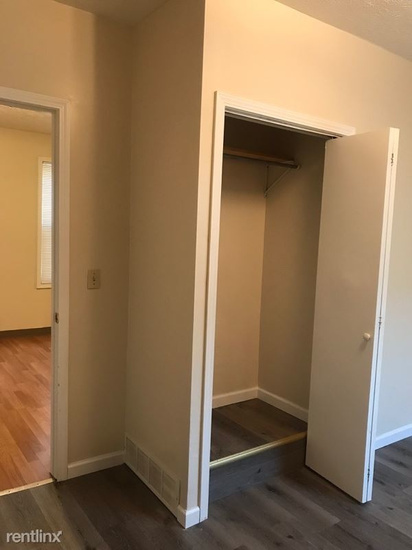 Foto del edificio - 6412 Storer Ave