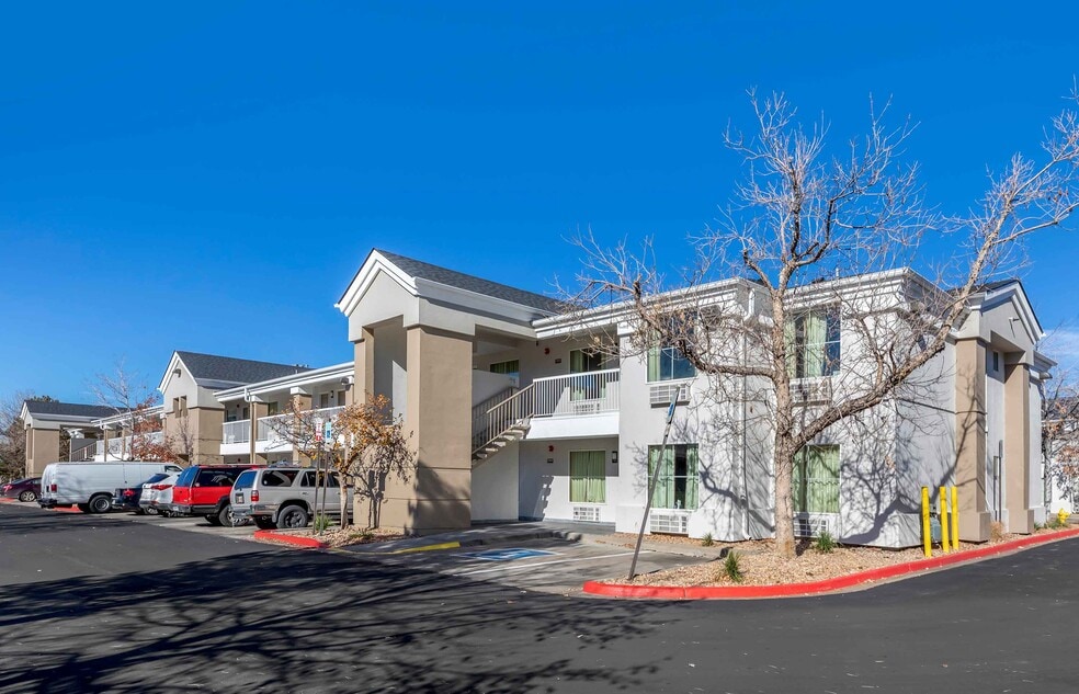 Furnished Studio-Denver - Tech Center - Central