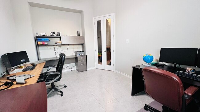 Office Room - 7618 Rushing Crk
