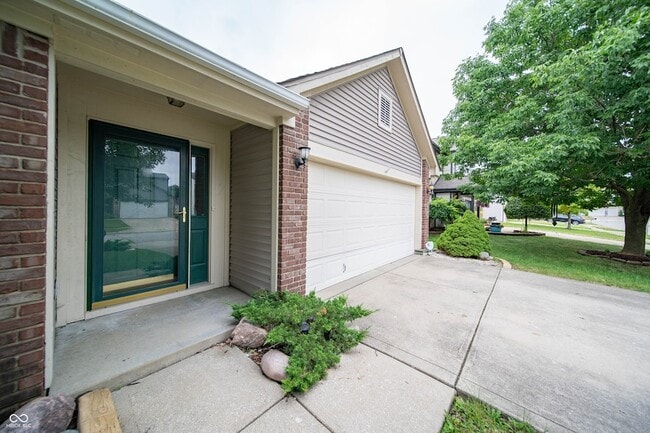 Building Photo - 6660 W Denton Dr