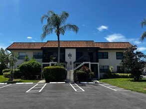 Building Photo - 7178 Golf Colony Ct