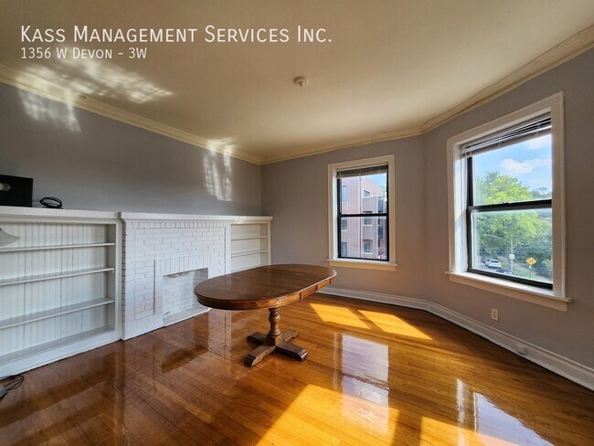Foto del edificio - 1356 W Devon Ave