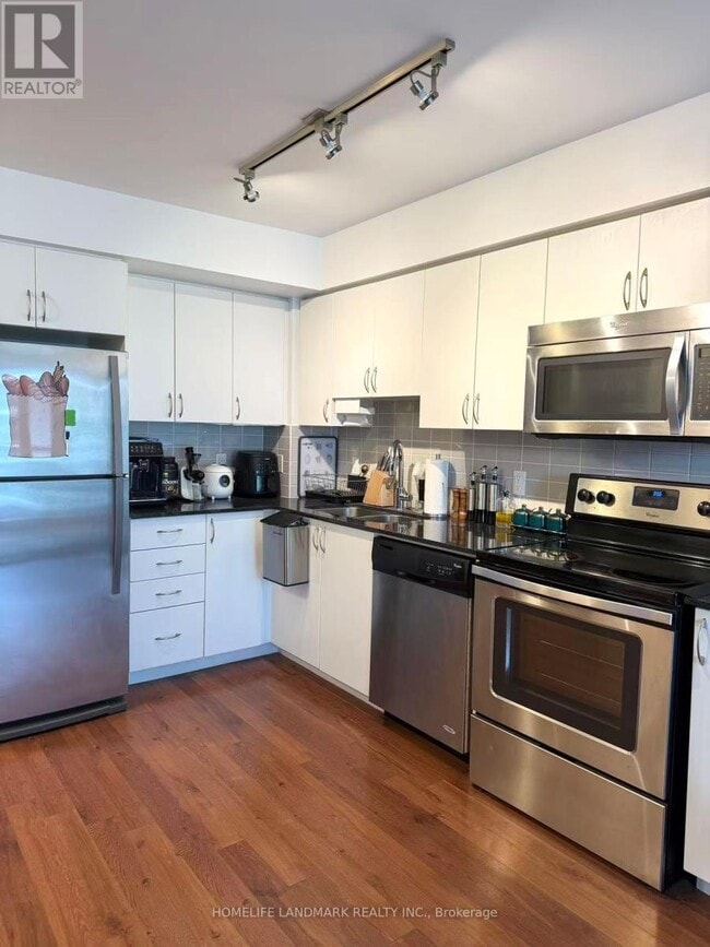 Building Photo - 376 Hwy 7