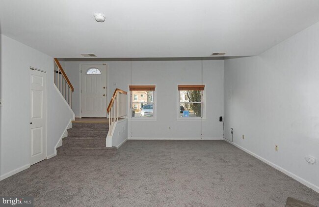 Foto del edificio - 1637 Howard Chapel Ct