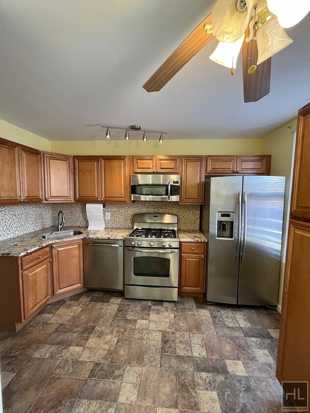 Spacious Two Bedroom with Balcony in Astor... Room for Rent in Queens