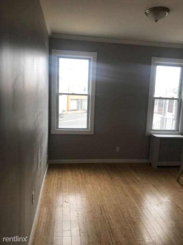 Building Photo - 1266 Liberty Ave