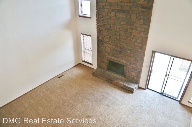 Foto del edificio - 2803 Castlewood Dr