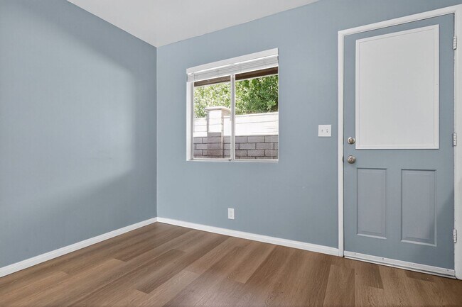 Foto del edificio - 44440 Acacia Dr